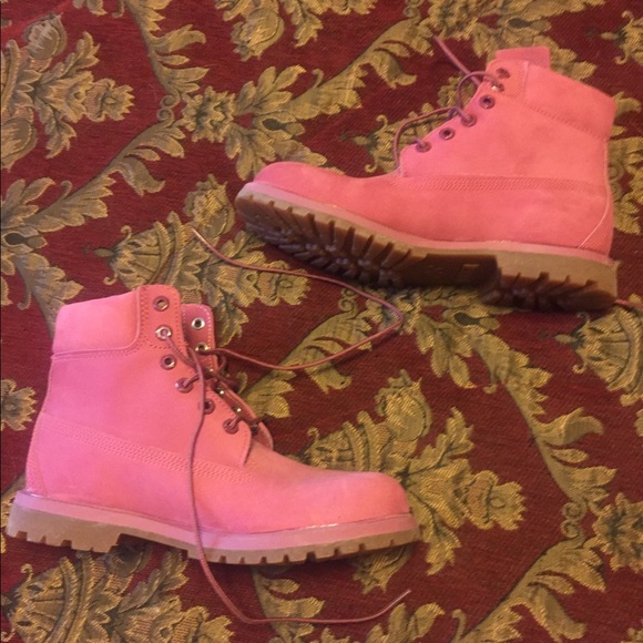 COPY - Pink Timberlands 8.5 - Picture 6 of 8